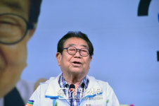 [경향포토]인사말하는 송해