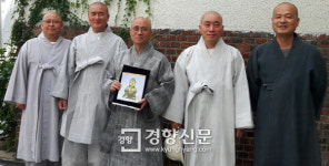 불교문화재 ‘원위치’ 주장에 박물관들 ‘난감’