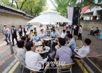 직장에서 미움받는 법···“인격 무시하는 상사, 권리만 주장하는 부하”