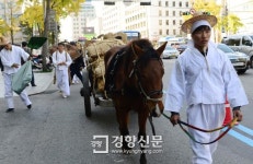 [경향포토]말 달구지 나가오