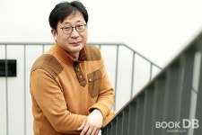 [기타뉴스]“신경숙처럼 쓰려하지 마라!”···‘책읽기부터 시작하는 글쓰기 수업’