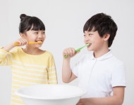 ‘충치 예방’…영구치 날때 불소 ‘치카치카’ 하세요