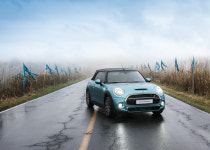 뉴 미니 컨버터블과 예술이 만났을 때…미니, 제주에서 ‘스테이 오픈 랜드아트’ 전시