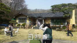 “송중기 집이지 말입니다”…‘태후’ 인기에 대전 고향집까지 ‘중기앓이’