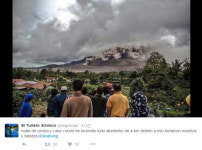 [사진으로 본 세계] 인도네시아 시나붕 화산 폭발, 농장에서 일하던 주민 7명 숨져