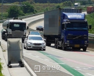 여수~순천 자동차도로 대형트럭 ‘공포의 질주’