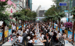 신촌 명물길·연세로 1층 옥외영업 전면 허용