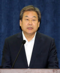새누리 김무성 전 대표 우병우 수석, 하루 빨리 사퇴해 대통령 구해야