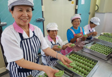 ‘모시송편’ 만들어 파니 3배 수익…서천 월산리 ‘달고개마을’