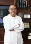 얼굴에 벼락치는 듯한 통증, 삼차신경통은 뇌혈관 압박이 주된 원인