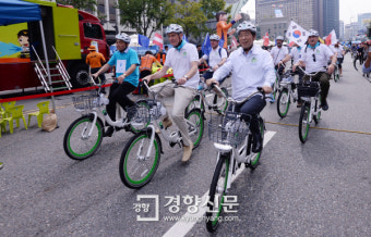 서울시 공공자전거 ‘따릉이’ 1년···이용시민 다수 ‘만족’