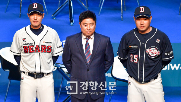 롯데 자이언츠, 강팀 DNA를 심는 김태형 감독의 리더십