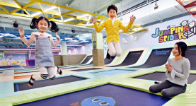 여기, 마트 맞나요?…놀러 갔다 물건도 산다