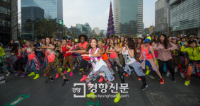 [포토뉴스]청계광장에서 ‘줌바 플래시몹’