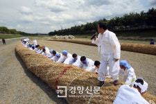 ‘세계서 제일 큰 줄’ 경남 의령큰줄땡기기 막바지 준비 한창