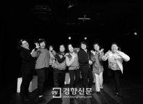[기타뉴스]세월호 엄마들의 연극 '그와 그녀의 옷장'