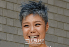 [경향포토]맨발의디바가돌아왔다