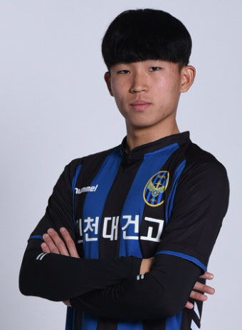 18세 정우영, 한국인 첫 뮌헨 입단…‘제2의 손흥민’ 기대