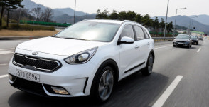 ‘니로’ 덕분에…현대·기아차, 미국 하이브리드카 판매 2위로 점프