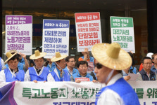 [뉴스 깊이보기]대리운전·택배기사의 노동조합 만들기, 이번엔 성공할까