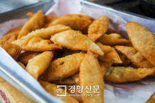 만나분식…필운동 터줏대감의 매콤새콤달콤한 맛자랑[서울 그집 ‘오래가게’]