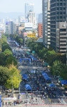 [경향포토]차량 통제된 종로 거리