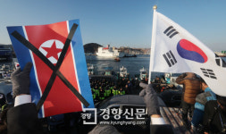 동해에서 보이는 만경봉[경향포토]