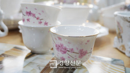 [뚝딱뚝딱] 내 손으로 직접 만드는 나만의 도자기 ‘포슬린 아트’