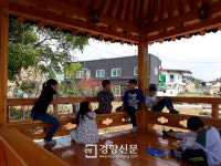 [완도군]완도 신지도에 어린이 전용 정자 ‘햇살마루’ 첫선