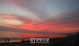눈에 새기고 입으로 마시는 ‘붉은 노을’…충남 보령 ‘해넘이 명소’