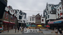 골목상권 되살린 인천 ‘눈꽃마을’
