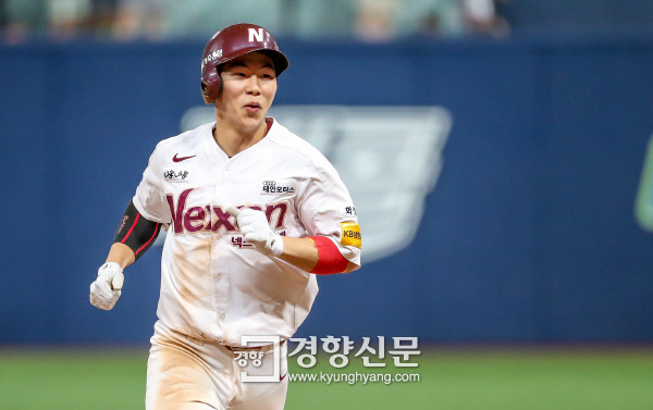 MLB 다저스 김혜성, 뉴욕 양키스 상대 2홈런!