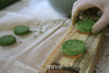 박동춘 동아시아차문화연구소장, 부산서 고려시대 단차 복원 특별전