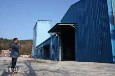 10년 새 주민 80명 중 30명 암 걸려…뒤늦은 역학조사에 “뒷북행정” 격앙