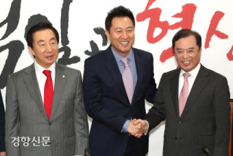 오세훈 자유한국당 입당 [경향포토]
