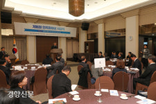 축사하는 이동현 경향신문사 사장[경향포토]