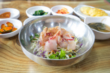 (3)제주의 봄이 만개하기 전, 먼저 활짝 피는 맛…빙·방·무[지극히 味적인 시장]