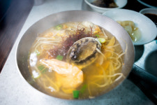 (4)너푸·감태…봄 바다서 갓 건져 올린 푸르름[지극히 味적인 시장]