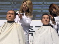 “하루 빨리 지진피해 특별법을”···포항서 대규모 집회