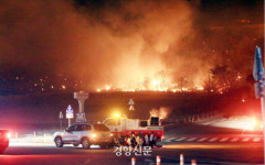 강원소방본부 “고성군 토송면 도로서 60대 남성 사망”···“산불 사망 추정”