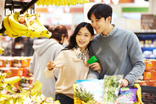 현대카드, 1인 가구 고객들 즐겨 찾는 편의점서 구매금액의 20%, M포인트로 결제