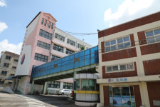 뉴타운 광풍에 19학급이 61학급 ‘콩나물교실’ 될 판인데…“학교 신설 싫다”[개발에 묻힌 학습권]