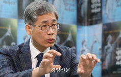 신평 변호사 조국, 과연 김성태보다 도덕적으로 낫다고 할 수 있나