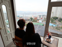 영도다리부터 봉래산까지··· 항구도시 부산의 진면목 보여주는 영도 카페투어