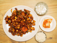 (20)‘고소한 맛’ 은어조림, ‘감칠 맛’ 냉우동, ’달콤한 맛’ 쪼림닭…눈보다 입이 즐거운 안동[지극히 味적인 시장]