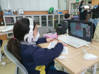 초등학교 온라인 개학 첫날, 일선 학교는 적응 중