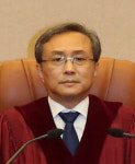 헌재 “교원 정치단체 결성·가입 금지는 위헌”