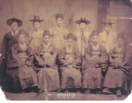 “을노브가 무엇이오” 영어에 푹 빠졌던 조선, 일제의 교육이 망쳐놨다[이기환의 흔적의 역사]
