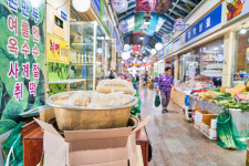 (35)여름 강원의 참맛…고소한 ‘콩탕’ 먹을까, 쫄깃한 ‘수리취떡’ 맛볼까[지극히 味적인 시장]