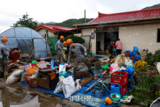 철원지역, 수해 복구에 종일 구슬땀